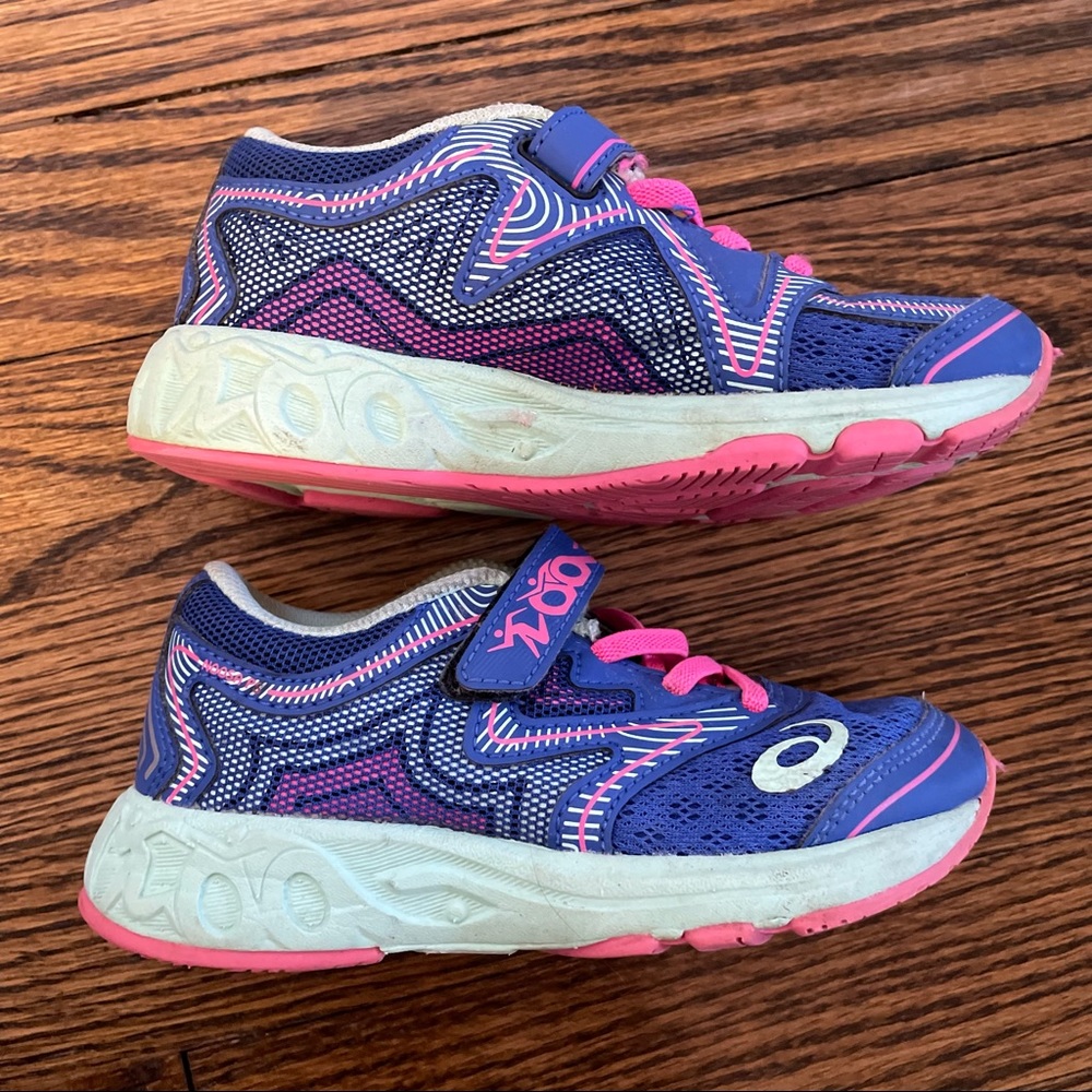 ASIC girls sneakers blue, teal, pink size 10